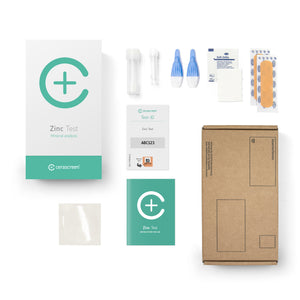 Contents of the Zinc Testkit from Cerascreen: Packaging, instructions, lancets, plaster, dry blood card, disinfection wipe, return envelope